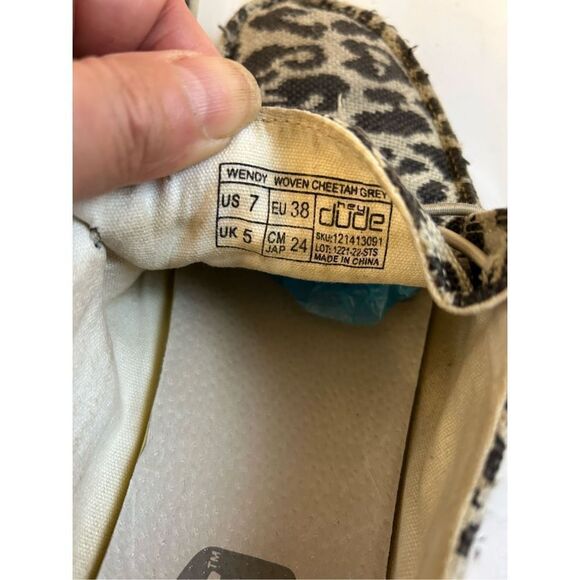 Hey dudes Wendy Woven animal print size 7 cheetah print - Picture 6 of 6